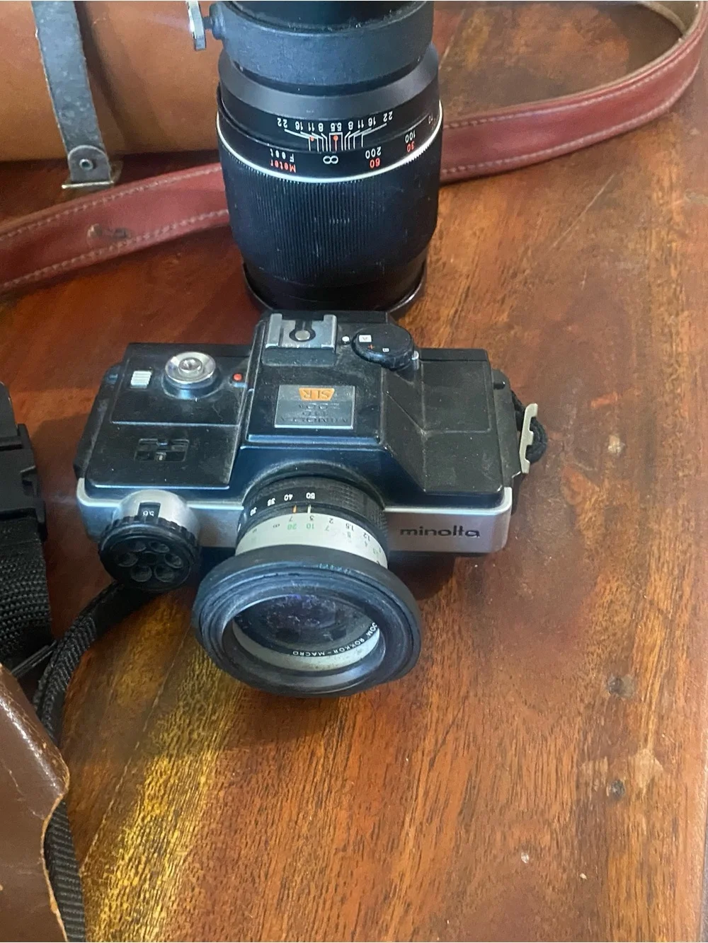 Vintage Mixed Film Cameras Bundle - Brown Leather Cases